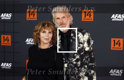 Leusden 25 september 2021
Premiere Nummer 14 ( Johan Cruijff ) in het AFAS Theater. Henriette Tol met man Rob Snoek