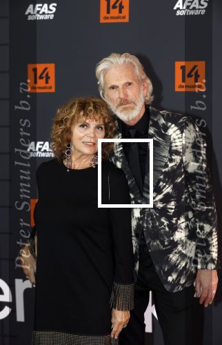 Leusden 25 september 2021
Premiere Nummer 14 ( Johan Cruijff ) in het AFAS Theater. Henriette Tol met man Rob Snoek