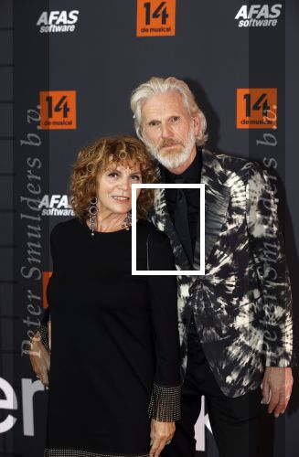 Leusden 25 september 2021
Premiere Nummer 14 ( Johan Cruijff ) in het AFAS Theater. Henriette Tol met man Rob Snoek