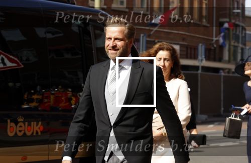 Den Haag 21 september 2021
Prinsjesdag in Den Haag 2021. De troonrede is in de grote kerk. Aanwezig namens de koninklijke familie zijn Koning Willem Alexander en Koningin Maxima Prins Constantijn en Prinses Laurentien. Hugo de Jonge