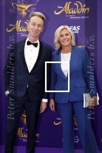 Scheveningen 26 september 2021
Premiere Aladdin in het circustheater.
irene Moors met goede vriend