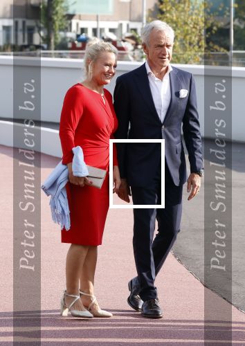 Leusden 25 september 2021
Premiere Nummer 14 ( Johan Cruijff ) in het AFAS Theater. Jaap Jongbloed met zijn vrouw inge
