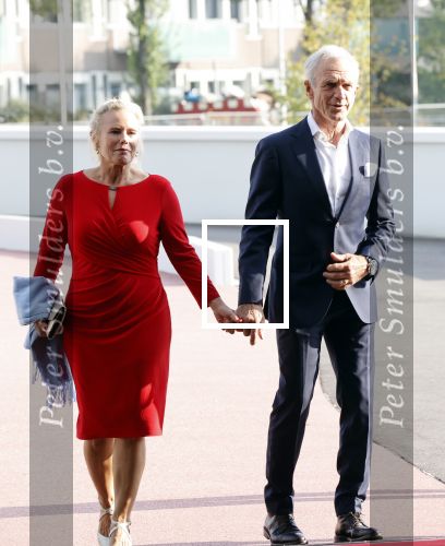 Leusden 25 september 2021
Premiere Nummer 14 ( Johan Cruijff ) in het AFAS Theater. Jaap Jongbloed met zijn vrouw inge