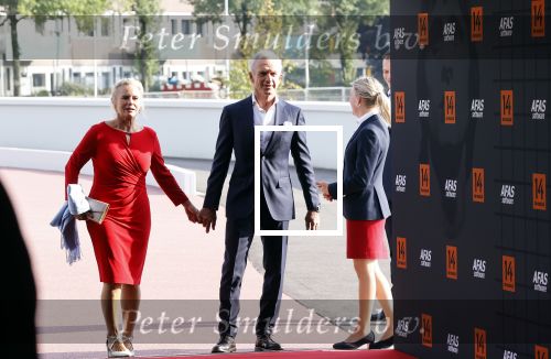 Leusden 25 september 2021
Premiere Nummer 14 ( Johan Cruijff ) in het AFAS Theater. Jaap Jongbloed met zijn vrouw inge