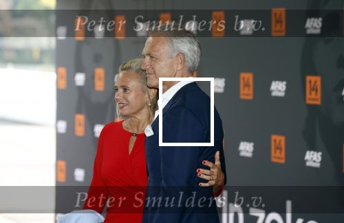 Leusden 25 september 2021
Premiere Nummer 14 ( Johan Cruijff ) in het AFAS Theater. Jaap Jongbloed met zijn vrouw inge