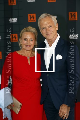 Leusden 25 september 2021
Premiere Nummer 14 ( Johan Cruijff ) in het AFAS Theater. Jaap Jongbloed met zijn vrouw inge
