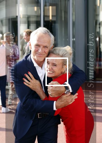 Leusden 25 september 2021
Premiere Nummer 14 ( Johan Cruijff ) in het AFAS Theater. Jaap Jongbloed met zijn vrouw inge
