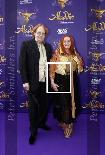 Scheveningen 26 september 2021
Premiere Aladdin in het circustheater.
Jan Aarntzen met zus