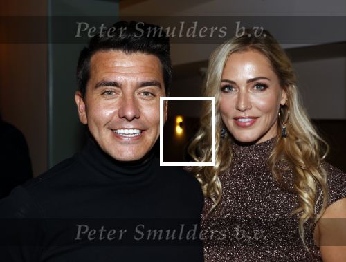 Amsterdam 14 oktober 2021
Televizierring gala in Carre Amsterdam. Jan Smit met zijn vrouw Liza en Nikkie Tutorials