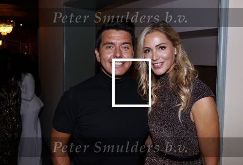 Amsterdam 14 oktober 2021
Televizierring gala in Carre Amsterdam. Jan Smit met zijn vrouw Liza en Nikkie Tutorials