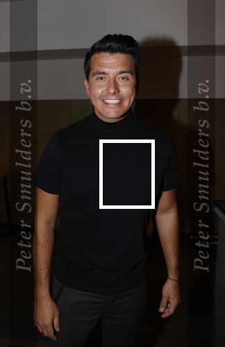 Amsterdam 14 oktober 2021
Televizierring gala in Carre Amsterdam. Jan Smit met zijn vrouw Liza en Nikkie Tutorials