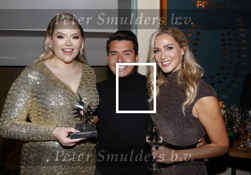 Amsterdam 14 oktober 2021
Televizierring gala in Carre Amsterdam. Jan Smit met zijn vrouw Liza en Nikkie Tutorials