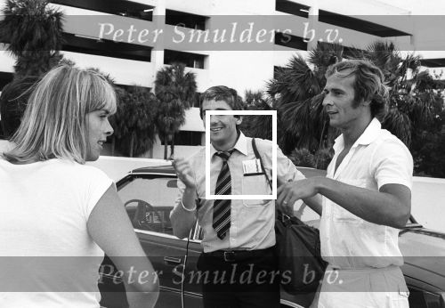 Miami, 5 Juni 1981
Jan v Beveren samen met Petra v Beveren  bij Vliegveld Miami met o.a. Huub Stevens Ton v Schijndel Carel v d Brekel Willy v d Kuijlen Adrie v Kraaij Drs. A. Groeneveld