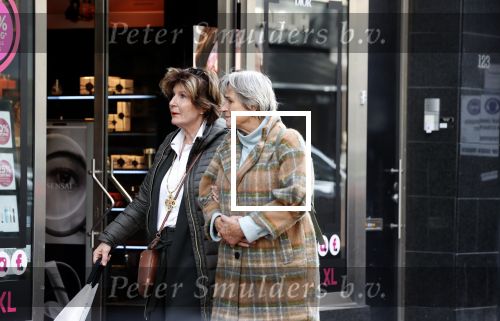 Amsterdam 7 oktober 2021
Janneke Brinkman met een vriendcin op de pc hooftstraat