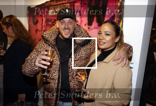 Amsterdam 6 oktober 2021
Opening expositie Bram Reijnders . Nicolette v dam is de host van de avond. Je broer met zijn vriendin