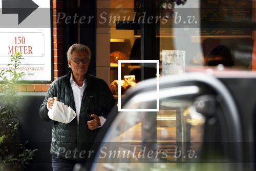 Amsterdam 1 september 2021
Jeroen Krabbe doet boodschappen in zijn Biro