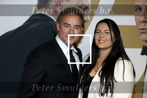 Amsterdam 28 september 2021
Premiere James Bond in Tuschinski. Jeroen Nieuwenhuize met zijn vriendin Tessa Kortlevers