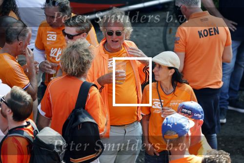 Zandvoort 5 september 2021
Jeroen pauw met zijn vriendin Zoe bij de Grand Prix F1 in Zandvoort