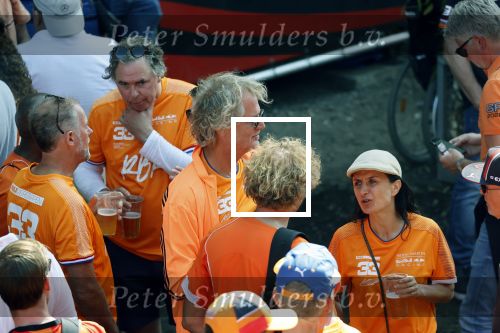Zandvoort 5 september 2021
Jeroen pauw met zijn vriendin Zoe bij de Grand Prix F1 in Zandvoort