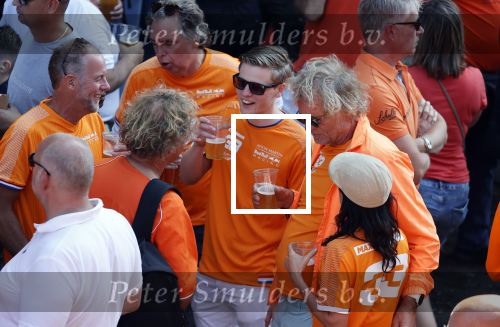 Zandvoort 5 september 2021
Jeroen pauw met zijn vriendin Zoe bij de Grand Prix F1 in Zandvoort