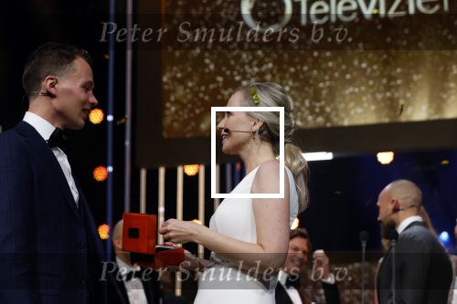 Amsterdam 14 oktober 2021
Televizierring gala in Carre Amsterdam.. De winnaar is Jessica Villerius met de kinderen van Ruinerwold