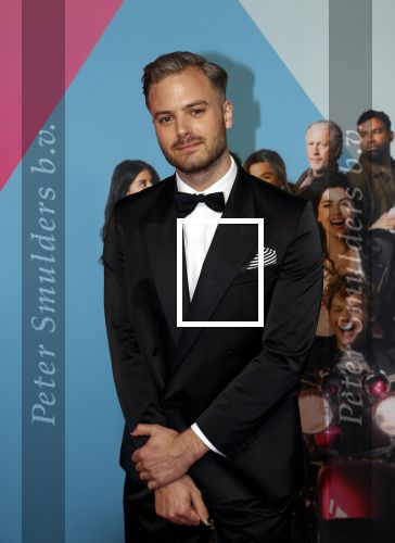 Amsterdam 11 oktober 2021
Premiere Liefde zonder grenzenin Tuschinski met in de hoofdrol Yolanthe Cabau v Kasbergen Jim Bakkum Soy Kroon Abbey Hoes  Hajo Bruins en Peggy Vrijens