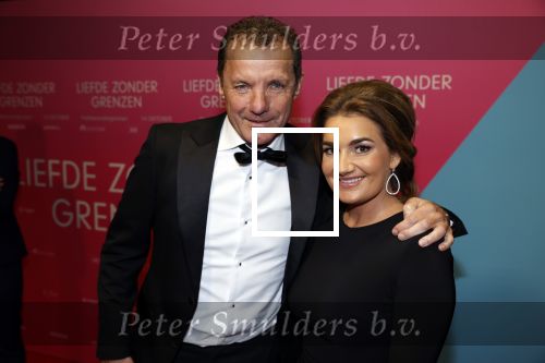 Amsterdam 11 oktober 2021
Premiere Liefde zonder grenzenin Tuschinski met in de hoofdrol Yolanthe Cabau v Kasbergen Jim Bakkum Soy Kroon Abbey Hoes  Hajo Bruins en Peggy Vrijens , John de Bever kwam met zijn Partner Cees en Sieneke met een kennis