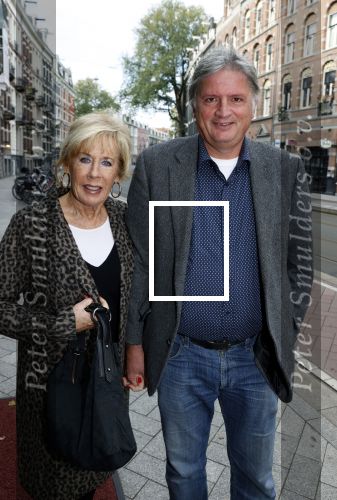 Amsterdam 18 oktober 2021
Boekpresentatie Andre v Duin geschreven door Bert Kuizenga . De presentatie vindt plaats in het DeLamar theater. Joke Bruijs met partner Frits Landesbergen