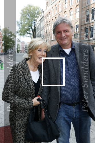 Amsterdam 18 oktober 2021
Boekpresentatie Andre v Duin geschreven door Bert Kuizenga . De presentatie vindt plaats in het DeLamar theater. Joke Bruijs met partner Frits Landesbergen