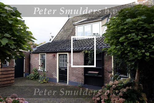 Huizen 5 oktober 2021
Het nieuwe huis van Jon v Eerd in het oude dorp van Huizen .