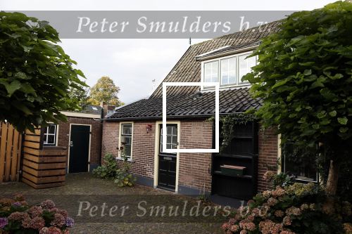 Huizen 5 oktober 2021
Het nieuwe huis van Jon v Eerd in het oude dorp van Huizen .
