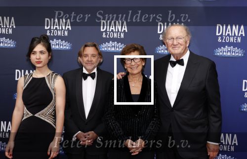 Amsterdam 12 september 2021
Premiere Diana en zonen in het deLaMar theater.
Joop v d Ende en Janine v d Ende