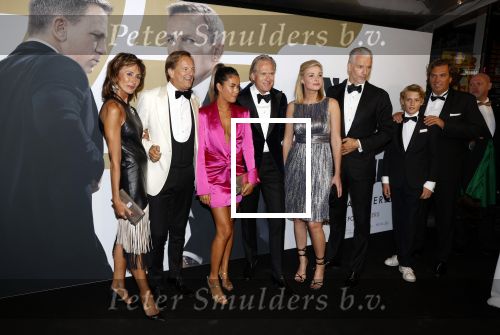 Amsterdam 28 september 2021
Premiere James Bond in Tuschinski. Jort Kelder en Welmoed Sijtsma met team