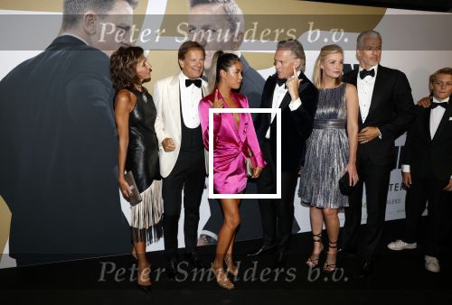 Amsterdam 28 september 2021
Premiere James Bond in Tuschinski. Jort Kelder en Welmoed Sijtsma met team