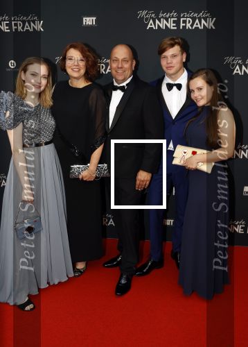 Amsterdam 6 september 2021
Premiere Mijn beste vriendin Anne Frank in Tuschinski.
Josephine Arendsen met ouders en familie