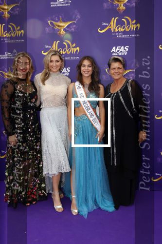 Scheveningen 26 september 2021
Premiere Aladdin in het circustheater.
Miss Nederland Julia Sinning