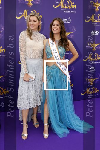 Scheveningen 26 september 2021
Premiere Aladdin in het circustheater.
Miss Nederland Julia Sinning en denise Speelman