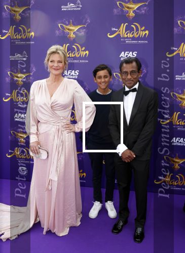 Scheveningen 26 september 2021
Premiere Aladdin in het circustheater.
Justine Marcella met partner