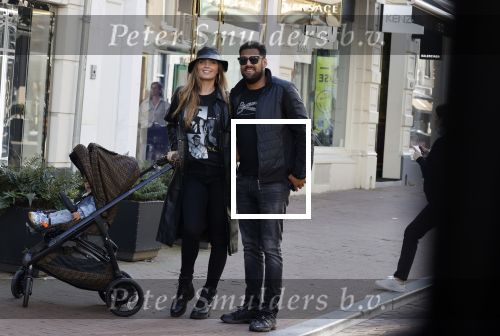 Amsterdam 8 oktober 2021
Kim feenstra en haar vriend Stanley tailor op de pc hooftstraat met hun zoon