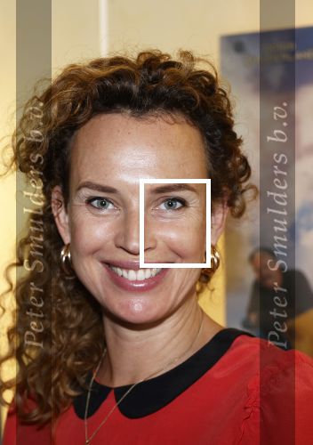 Amsterdam 26 september 2021
Premiere Berend Botje in pathe arena . Kim Pieters met zoons