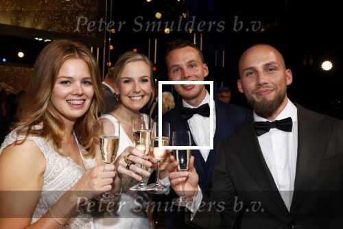 Amsterdam 14 oktober 2021
Televizierring gala in Carre Amsterdam.. De winnaar is Jessica Villerius met de kinderen van Ruinerwold