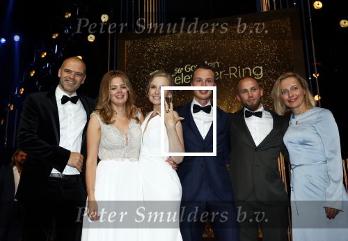 Amsterdam 14 oktober 2021
Televizierring gala in Carre Amsterdam.. De winnaar is Jessica Villerius met de kinderen van Ruinerwold