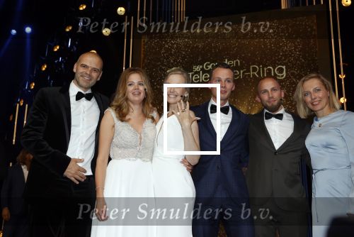 Amsterdam 14 oktober 2021
Televizierring gala in Carre Amsterdam.. De winnaar is Jessica Villerius met de kinderen van Ruinerwold