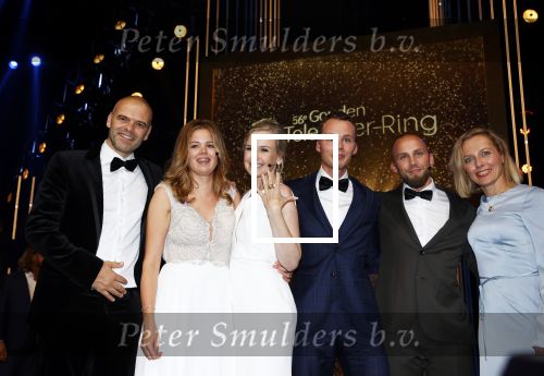 Amsterdam 14 oktober 2021
Televizierring gala in Carre Amsterdam.. De winnaar is Jessica Villerius met de kinderen van Ruinerwold