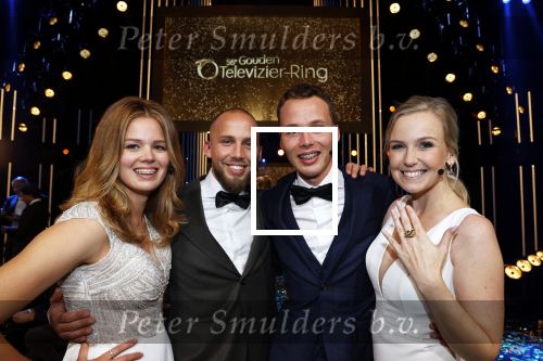 Amsterdam 14 oktober 2021
Televizierring gala in Carre Amsterdam.. De winnaar is Jessica Villerius met de kinderen van Ruinerwold