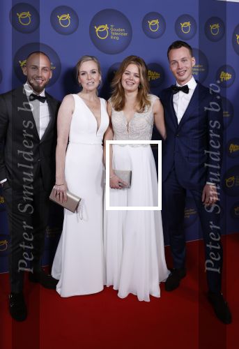 Amsterdam 14 oktober 2021
Televizierring gala in Carre Amsterdam.. De winnaar is Jessica Villerius met de kinderen van Ruinerwold