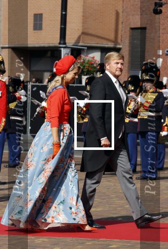 Den Haag 21 september 2021
Prinsjesdag in Den Haag 2021. De troonrede is in de grote kerk. Aanwezig namens de koninklijke familie zijn Koning Willem Alexander en Koningin Maxima Prins Constantijn en Prinses Laurentien.