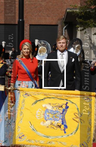 Den Haag 21 september 2021
Prinsjesdag in Den Haag 2021. De troonrede is in de grote kerk. Aanwezig namens de koninklijke familie zijn Koning Willem Alexander en Koningin Maxima Prins Constantijn en Prinses Laurentien.