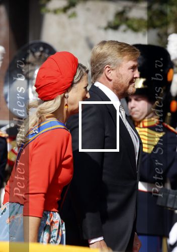 Den Haag 21 september 2021
Prinsjesdag in Den Haag 2021. De troonrede is in de grote kerk. Aanwezig namens de koninklijke familie zijn Koning Willem Alexander en Koningin Maxima Prins Constantijn en Prinses Laurentien.