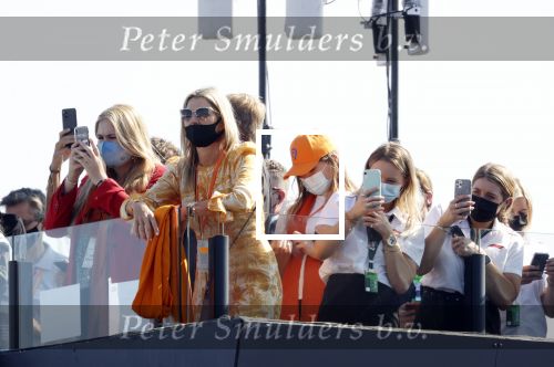 Zandvoort 5 september 2021
GP formule 1 op Zandvoort .
Aanwezig oa Koning Willem Alexander Koningin maxima Prinses Amalia en prinses Ariane .